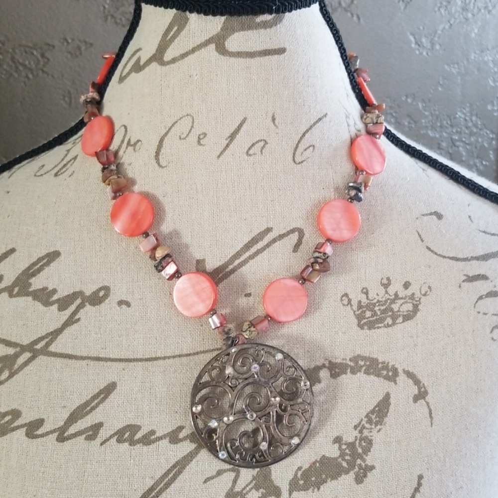 Beaded necklace